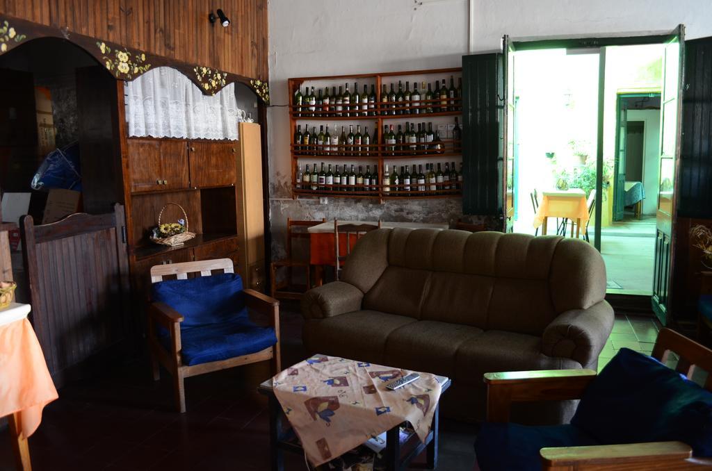 Hostel El Espanol Колонія-дель-Сакраменто Екстер'єр фото