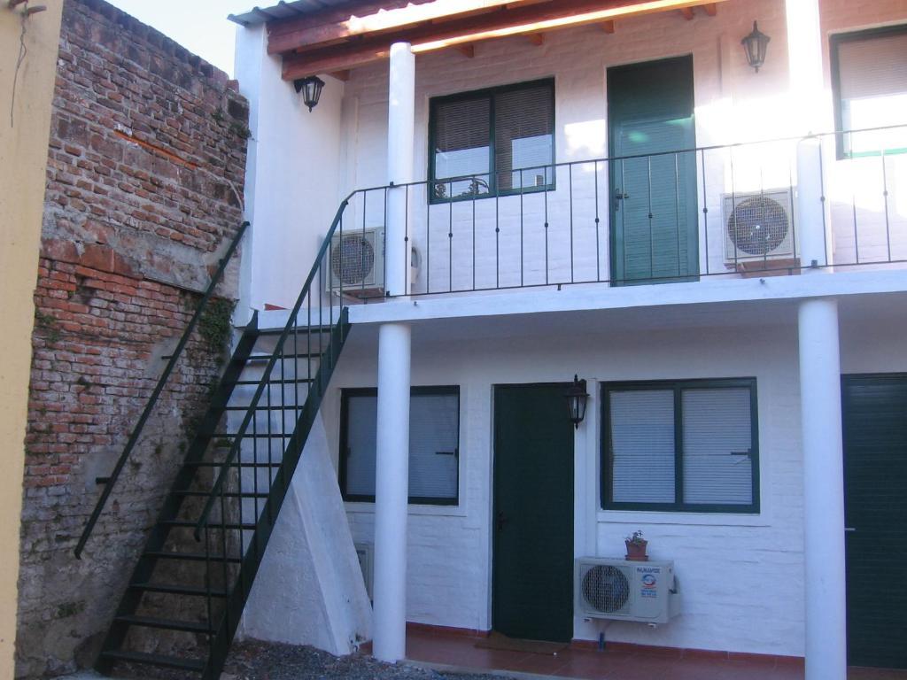 Hostel El Espanol Колонія-дель-Сакраменто Екстер'єр фото