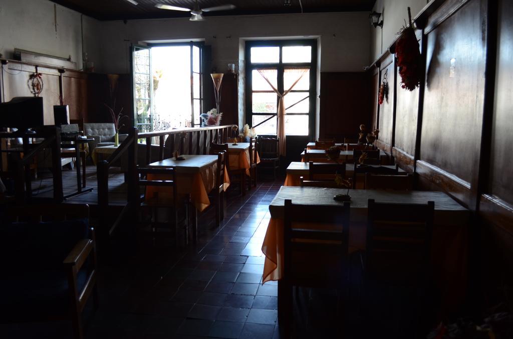 Hostel El Espanol Колонія-дель-Сакраменто Екстер'єр фото