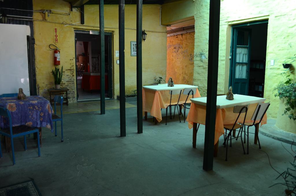 Hostel El Espanol Колонія-дель-Сакраменто Екстер'єр фото